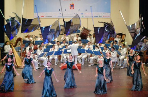 Bất ngờ và ấn tượng