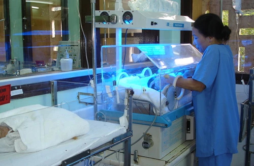 Áp lực từ sự hiếm muộn