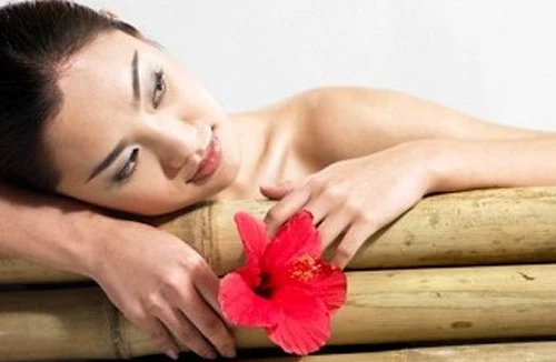 Căng thẳng làm hại da