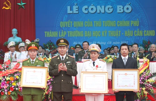 Trường Đại học Kỹ thuật - Hậu cần CAND sẵn sàng cho khóa học đầu tiên