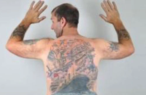 Xăm hình tàu Titanic