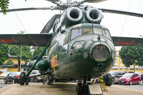 Quân đội Việt Nam từng sở hữu trực thăng khổng lồ Mi-6