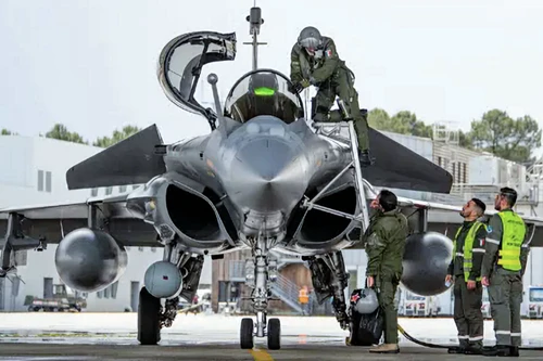 Indonesia nhận 3 chiếc tiêm kích Rafale đầu tiên - mở đường cho không quân hiện đại