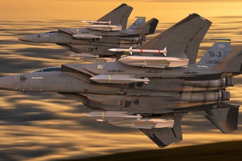 Tiêm kích F-15EX và F-15E được trang bị tên lửa hành trình tầm xa AGM-158C 