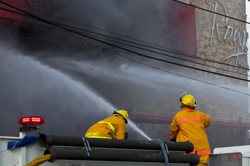 Tấn công lựu đạn vào sòng bạc, 40 người thiệt mạng