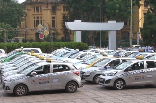 Đẩy mạnh công tác phòng chống tội phạm cho lái xe taxi