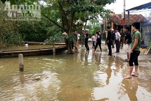 Tiếc thương nữ sinh gương mẫu bị lũ cuốn trôi trên đường đi học