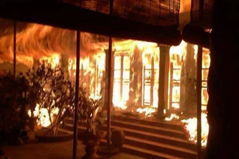 Về việc cháy nhà Tổ chùa cổ Tĩnh Lâu (Hà Nội)