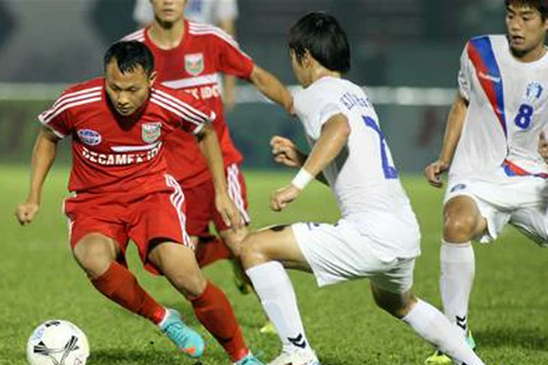 Không biết chắt chiu cơ hội, Bình Dương bại trận trước SV Hàn Quốc