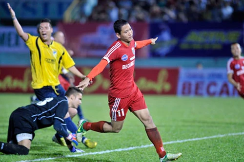 Bình Dương đại thắng trong ngày khai màn BTV Cup 2013