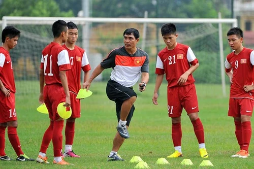 U16 Việt Nam quyết “đòi nợ” cho đàn anh