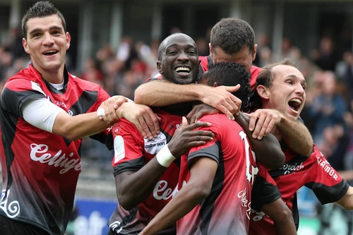 Gặp khó về tài chính, CLB Guimgamp (Pháp) hủy "sô diễn" tại Việt Nam