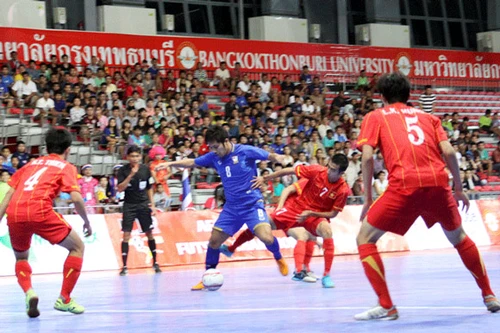 Thua Thái Lan 2-6, Tuyển Futsal VN gặp Australia tại bán kết