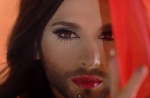 Rộ tin đồn Tây Ban Nha là nạn nhân của “lời nguyền Conchita”