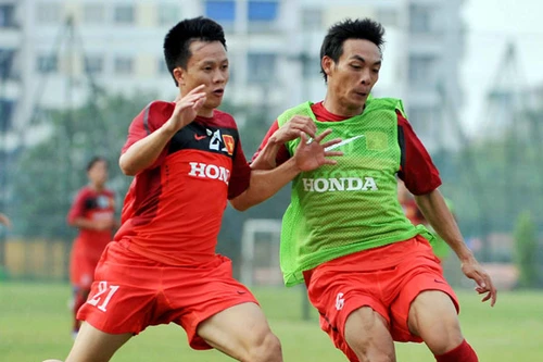 Tuyển VN chuẩn bị tiếp Arsenal: Cạnh tranh quyết liệt