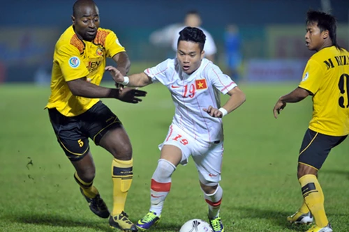 Mạnh Hùng ghi kiệt tác giúp U23 VN chia điểm với Semen Padang