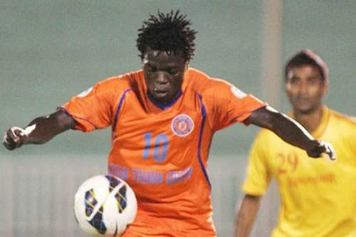 XMXT.SG loại Gomez, tái hợp Moses: Tít mù rồi lại vòng quanh