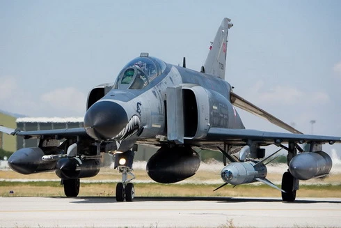 Su-27SK Trung Quốc thất bại nặng nề khi đối kháng với F-4E Terminator 2020 Thổ Nhĩ Kỳ