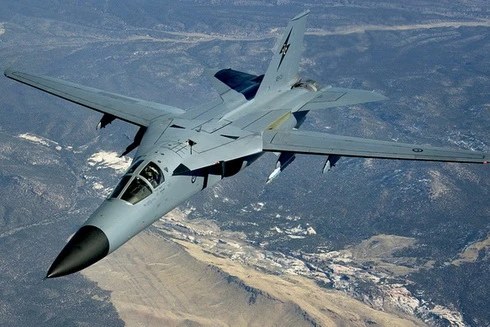 Những chú "Chim ưng" bị nhốt nhầm chuồng "Đại bàng"