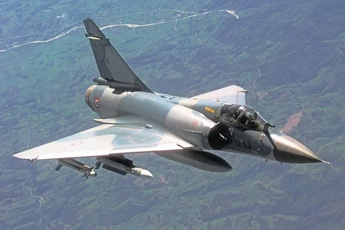 Vì sao nên lựa chọn F-16 secondhand và bỏ qua Mirage 2000?