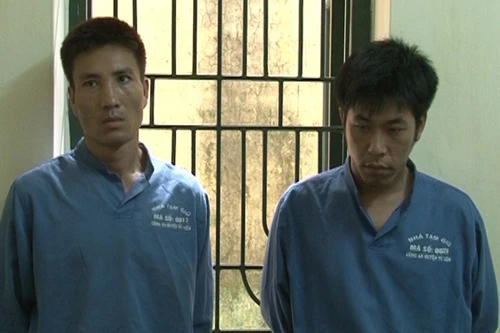 Trộm xe Vespa kiểu kỳ cục, 2 tên trộm bị bắt sau 1 giờ gây án