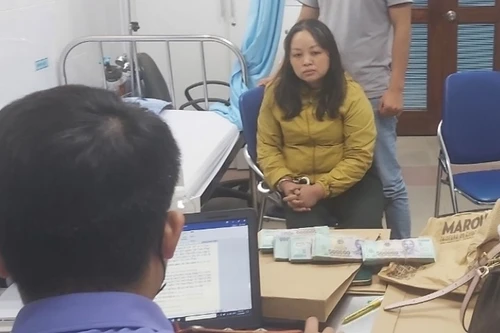 Cán bộ Cục Thi hành án dân sự "vòi" 350 triệu đồng... 'làm nhanh thủ tục'