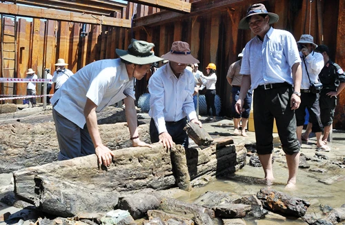 “Kho báu” trong tàu cổ Bình Châu