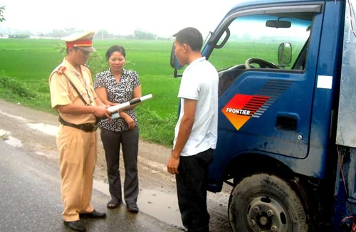 Tăng cường đảm bảo an toàn giao thông 