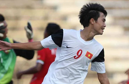Văn Toàn chói sáng cùng U19 Việt Nam