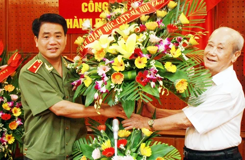 Gặp mặt sỹ quan hưu trí thời kỳ chống Pháp