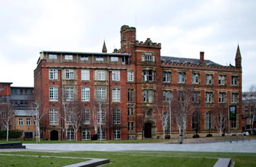 Bê bối tình dục trong trường nhạc ở Manchester