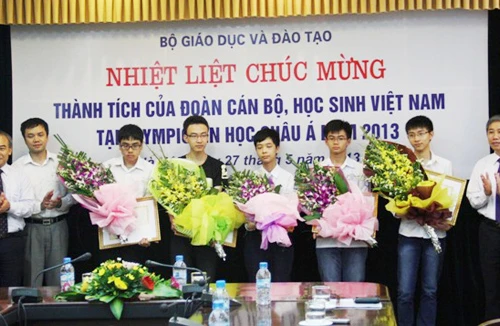 Quy trình chọn đội tuyển Olympic quốc tế: Nghi ngờ về tính minh bạch