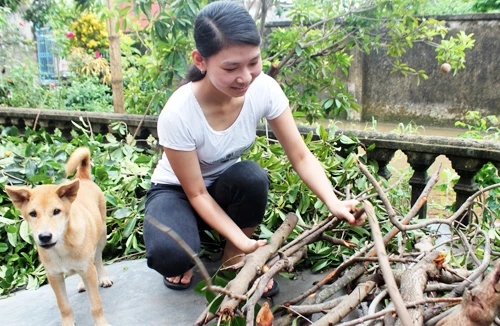 Hai nữ sinh trường chuyên Phan Bội Châu làm nên cú “đúp”