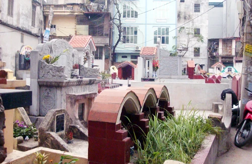 Sống gần... người chết 