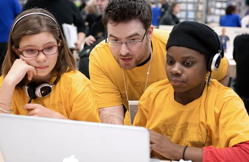 Xung kích thời khủng hoảng