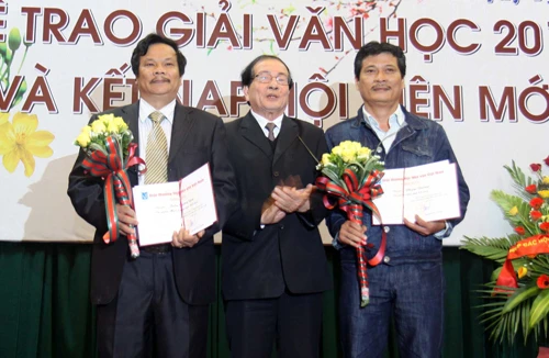 Vẫn trao giải cho những người từ chối