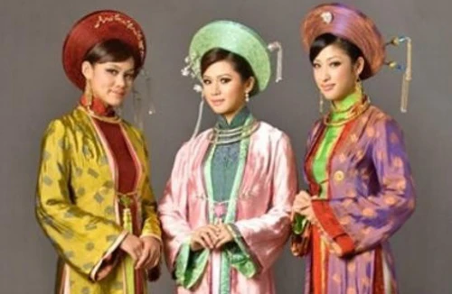 Bình chọn Lễ phục Nhà nước: Đã thống nhất được tiêu chí