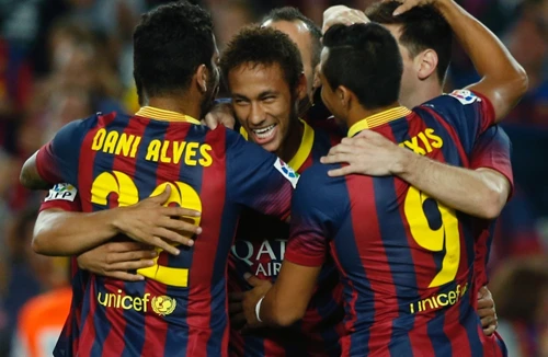 Neymar - Messi “song tấu”