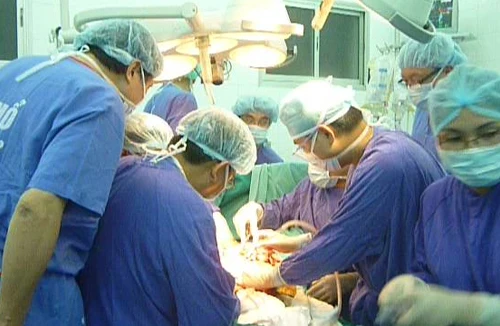 Một người chết não hiến tạng cứu sống 3 người