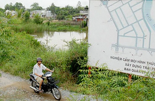 Hàng trăm dự án dở dang