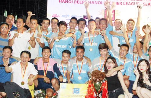 FC Thành Đồng vô địch giải “phủi” Hà Nội