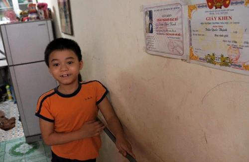 Ước mơ về một đôi chân 