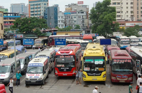 Vận tải rập rình tăng giá cước