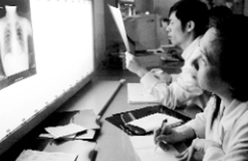 Phụ nữ sẽ nghỉ hưu ở tuổi 60: Còn nhiều ý kiến