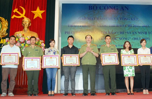 Báo ANTĐ đoạt giải nhất giải báo chí về chủ đề “An ninh và cuộc sống”