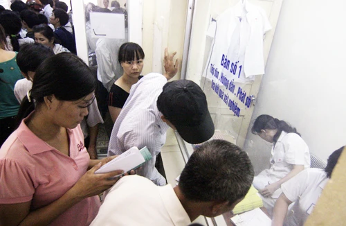 Siết chặt khám chữa bệnh vượt tuyến