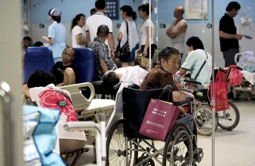 Nạn “phong bì” trong ngành y Trung Quốc