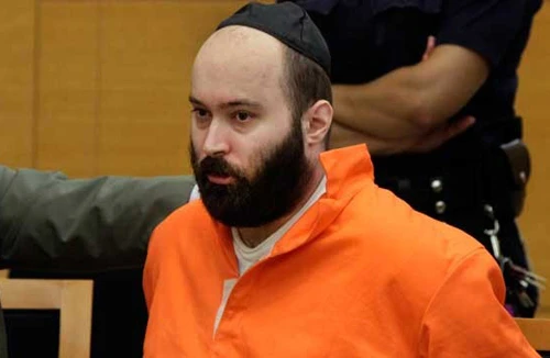 Nhờ nhầm kẻ ác