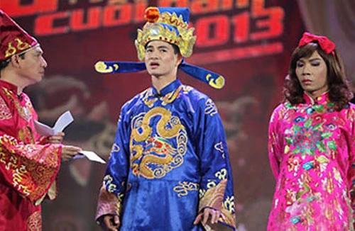 Táo quân 2013 bị “thổi còi”: Kinh doanh hay chỉ ghi hình?