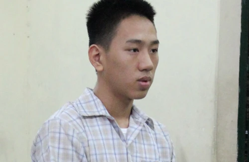 Không “khoắng” được đồ ăn quay ra “thó” vật dụng